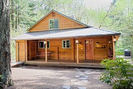 Lazy Bears Creekside Cabin